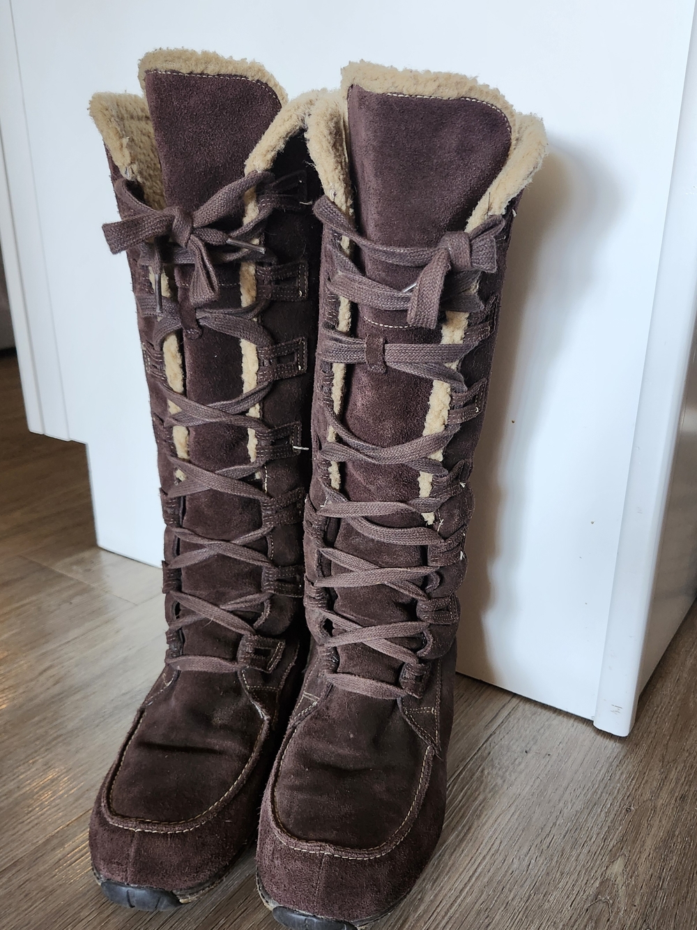 Timberland Women's Tall Brown Suede Lace-Up Winter Boots with Fur Lining - Picture 7 of 11